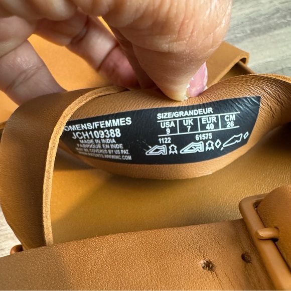 Chaco Townes Leather Sandals Womens size 9 EUC - Picture 8 of 10